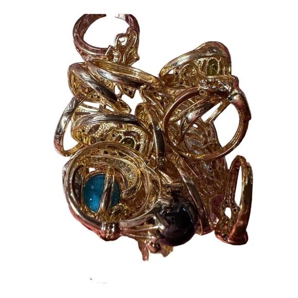 Rings - Picture 10 of 16